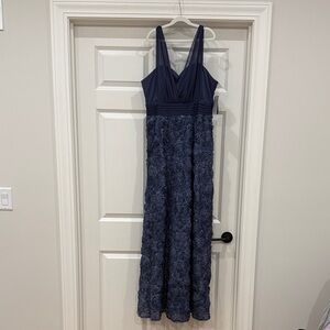 Elegant Navy Blue Gown size 8